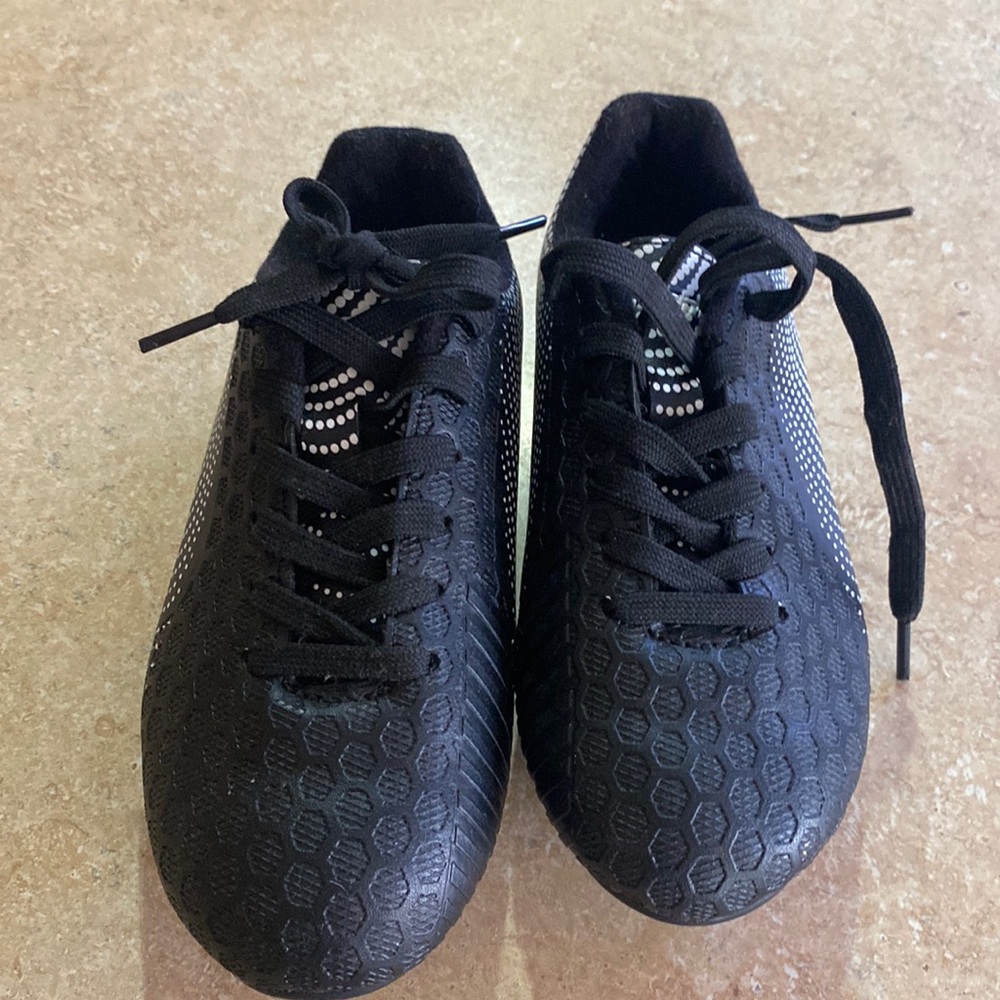 Youth cleats 12.5